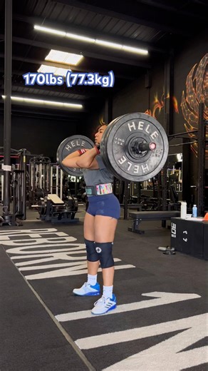 Olympic weightlifting Clean + front squat complex | Making moves #gymshorts #fitfam #strongwomen