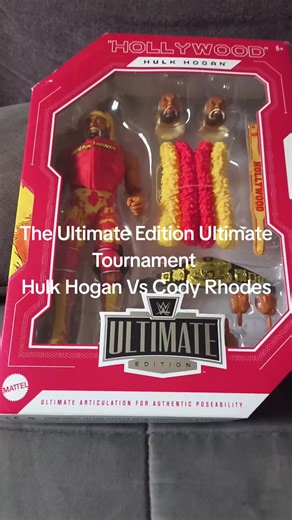 Ultimate WWE Action Figures: Hogan vs. Rhodes Showdown