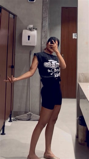 am i skinny??💪#fitnessinspiration#trending #motivation#fitneess#strengthtraining
