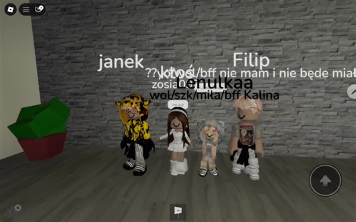 Exploring Brokhaven in Roblox