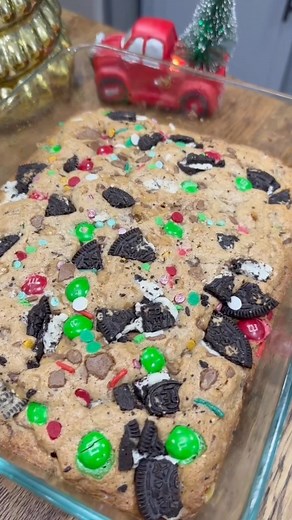 Luke Brown | Christmas Cookie Bars🔥 #marthawhitepartner Recipe •2 packs Martha White chocolate chip muffin mix •2 eggs •1 stick of butter, melted •1/4... | Instagram