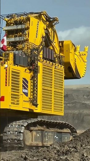 Komatsu recently released its largest excavator the PC-9000 #machine