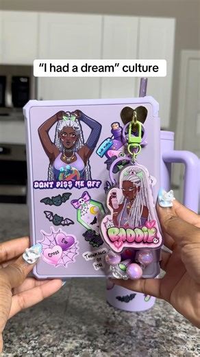 Princess has avoided 50+ deaths and pregnancies cause her mom “had a dream” 🥹 #blackgoth #anime