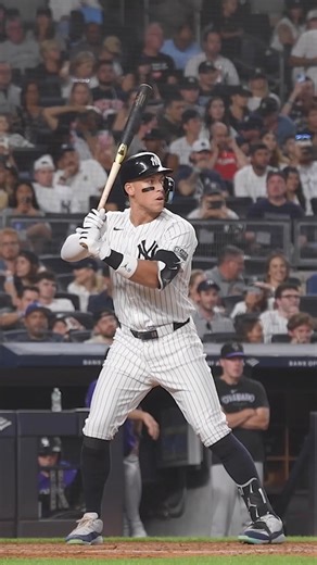 Volume up for the roar of Yankee Stadium 🔊 | MLB