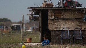 Pobreza extrema: Uno de cada seis niños en el mundo viven en situación precaria