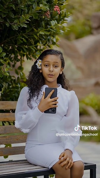 5th Round Registration for Unique Modeling School - Call 0924083954