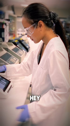 Without Fodzyme = gut symptoms after meals. 😣 With Fodzyme = eat your food & feel good after. 🙌 🌱 Our tasteless enzyme blend helps break down common FODMAP triggers like garlic, onion, wheat, beans, and dairy—so you can enjoy meals without the bloat, gas, or discomfort. ✔️ Clinically tested ✔️ Naturally derived ✔️ Travel-ready packets Don’t choose between food and feeling good—choose Fodzyme. 💚 Disclaimer: FODZYME® is a gluten-free supplement that helps break down certain hard-to-digest carb