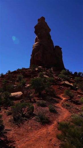 Monument Canyon Loop Trail