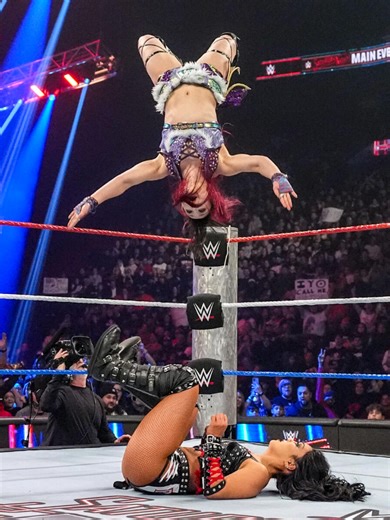 Rhea Ripley & IYO SKY vs. Liv Morgan & Roxanne Perez, WWE Saturday Night's Main Event 2026 #WWE #snme #wrestling #rhearipley #iyosky