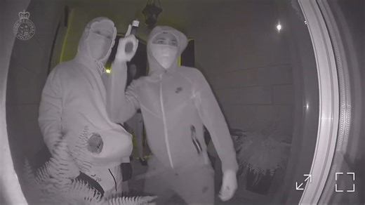 Armed suspects caught on camera breaking down door in failed home invasion