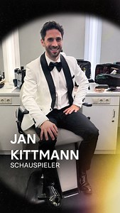 Jan verrät uns, dass er als Kind unbedingt im Mittelpunkt stehen wollte, alternativ Tierpfleger geworden wäre und jetzt offiziell die SpongeBob-Schleife beherrscht.😂 Talent hat eben viele Formen.🤭 📅 Save the date: Am 27. Februar startet die neue Staffel Let's Dance, immer freitags um 20:15 Uhr bei RTL und jederzeit auf RTL . Seid auch dieses Jahr wieder mit dabei ♥️ #LetsDance #Tanzshow #JanKittmann 🍿 Letsdance; Tanzshow; RTL; | Let's Dance