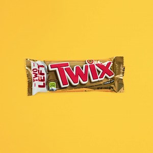 Choosing between #LeftTWIX and #RightTWIX may cause your head to spin, but the payoff is delicious. It's time to deSide. | Twix