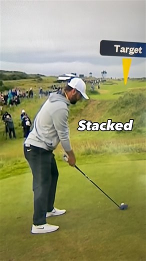 Alex Moore | Golf Instructor & Coach on Instagram: "I’ve been doing a lot of work to detoxify my leptin melanocortin pathway 🤓from all the junk light exposure I’ve experienced since Obama changed the lights in 2009 …so my eyes 👀 and brain 🧠 might not be the greatest …but I swear those shoulders are open and that toe stance line is closed…which tells me those COG’s are STACKED #golf #golfswing #scottie #beammeupscotty #powerfades #flatcuts #farenough #findmyballeverytime #cogs #stacked #world1