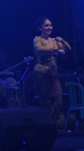 Goyangané Silvy yang Manis dan Menggemaskan