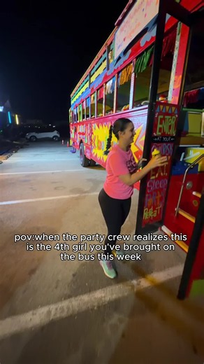 Aruba Party Bus Nightlife: Kukookunuku Experience