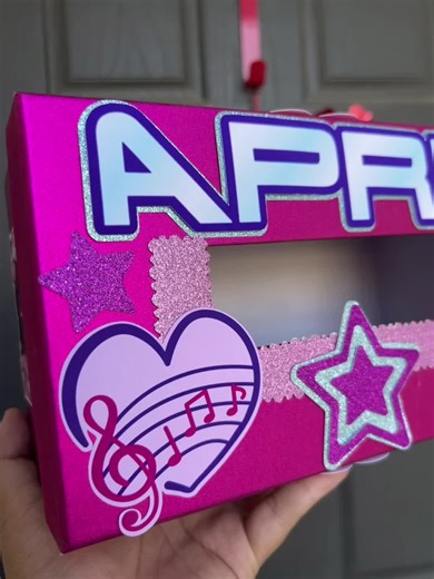 I didn’t really get to do valentine boxes this year! So sad, it’s my favorite part of the holiday. But I found 1 in storage and got to decorate it for my cousins first valentine at school 🥹🥹🥹🥰 #valentine #valentinebox #diy #kpopdemonhunters #laredoTx