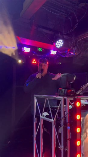 Party Coyote Ugly (Musique Années 2000 en Vidéos Clips) à La Nuit Des Temps rue Racine Chicoutimi dès 21h00! | Carl Brindle