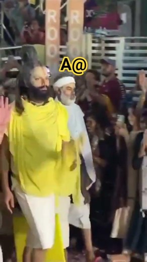 "🌅 Pujya Premanand Ji Maharaj Morning Darshan 🙏 | Vrindavan Dham | Jai Jai Shri Radhe 🌸"