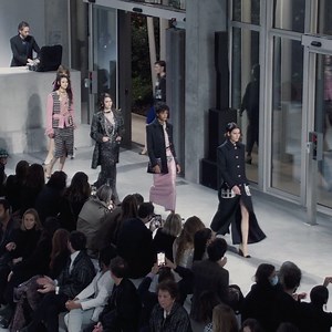 1.6M views · 1.2K reactions | The CHANEL 2021/22 Métiers d’art show...