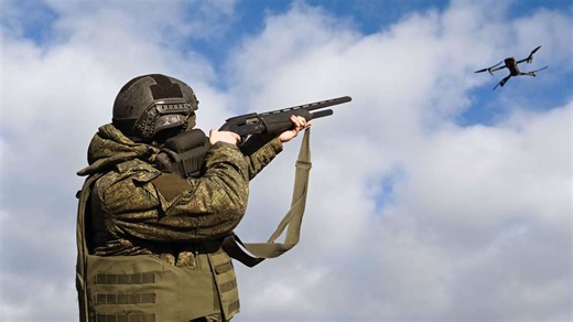 Ukraine bleibt bei Schrotflinten: Putins Shahed-Drohnen im Visier
