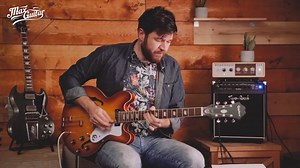 Epiphone Riviera 皇家棕褐色，一款双切半空心爵士吉他