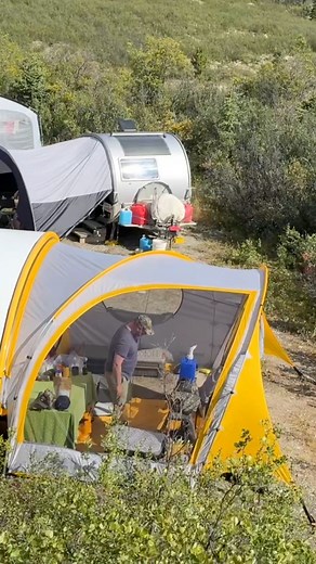 It’s a simple case of pack in, pack out. Cooler temps help for sure! #LeaveNoTrace #Camping #Garbage | Pavlina Sudrich