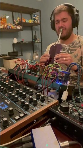 Electronic Wind Instrument ‪@EddieEWI‬