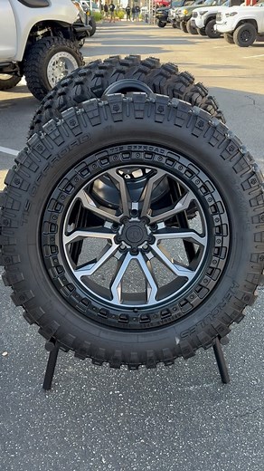 @rodeoxrigs #TEAMTIS #tis563 #563b #tiswheels #tisoffroad @atdwheels @itsjustbrian @72dyme #556 #tis556 #tistires @herculestires | TIS Offroad