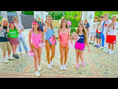 DIANA A VENIT LA ACADEMIE ÎN COSTUM DE BAIE 😱 Fetele ar trebui date afară din școală pentru asta!