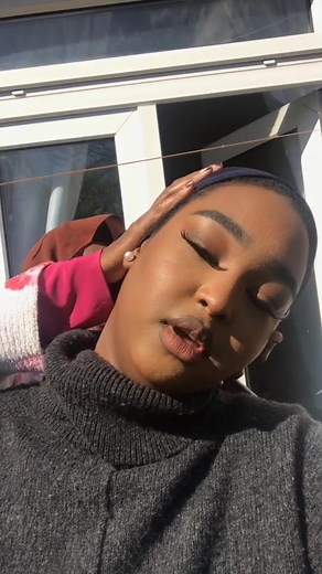 Broken neck challenge part 1 #somalimum #funny #foryoupage #viralvideo #somalitiktok #fypchallenge #fypage