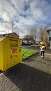 Our Bag It and Bank It competition returns today! ♻️ Throughout January, we're asking fire stations to collect as much clothing and shoes as possible to raise much-needed funds for us. And we're calling on our amazing communities to donate their unwanted clothes 👗👕🩳 Will your station top the leaderboard? Find out more: https://ow.ly/naOs50UtVos | Fire Fighters Charity