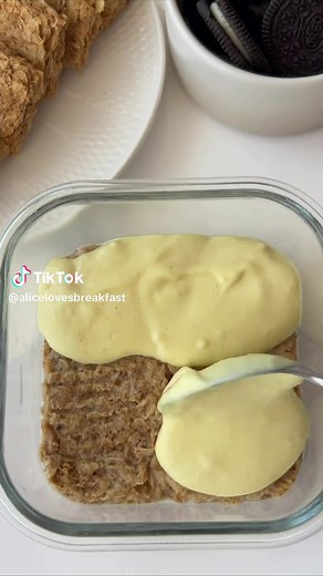 Cookies & Cream High-Protein Overnight Weetabix