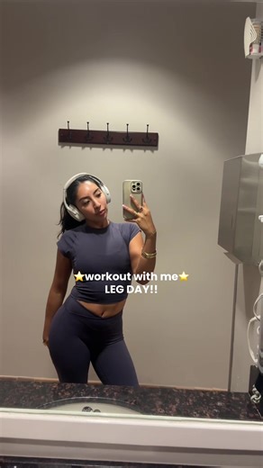 didn’t film my whole workout but my booty is on FIREEE🔥🔥 Full leg day workout: Superset: (25 IB) Romanian Deadlifts - 3 x 12 Single-Leg RDL - 3 x10 each leg Bulgarian Split Squats: 3 x 8–10 each leg Hip Thrusts (Smith or Barbell) - 4 x10 Cable or Banded Kickbacks - 3 x 15 each Hip Abduction and Adductors Machine - 3 x 20 #legday #workoutroutine #fitnessjourney #latinacreator
