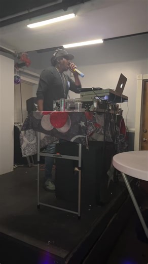 lady metro (@ladymetrodaynise)’s videos with original sound - lady metro