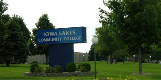 Iowa Lakes Community College to resume baseball season after fatal February bus crash