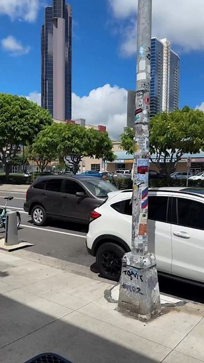 124K views · 17K reactions | Find Tim Challenge in Honolulu Part two ❤️ • Norman stood there for the longest five minutes ever trying to work out what to say 臘‍♂️ • He was such a nice guy, I couldn’t let him go home empty handed 路‍♂️ • Love Your Journey • @hagleywestwatches #loveyourjourney #hwjourney #timhayden #findtimchallenge #entrepreneur | Tim Hayden | Facebook