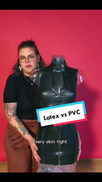 Latex vs PVC on Gladys. As everyone keeps saying, the smell is also noticeably different 👃🏻 #latex