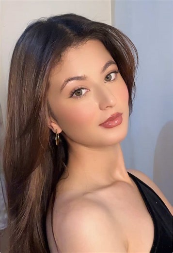 Itni Si Baat Hai: Ek Ashaadi Hindi Gana