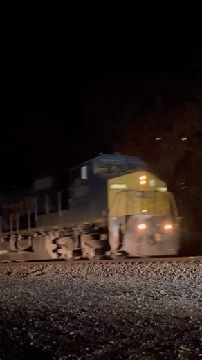 CSX C40-9W & 4568 lead M364 #train