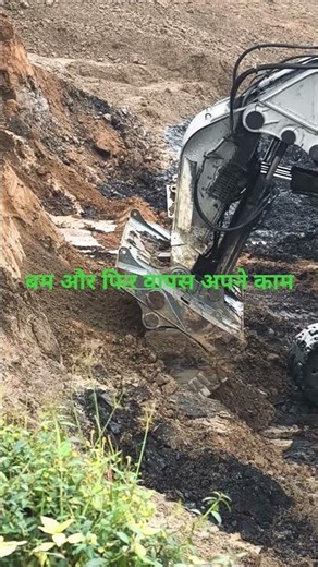 liebherr #r996b The Liebherr R996B excavator is a powerful machine designed for large-scale mining💪