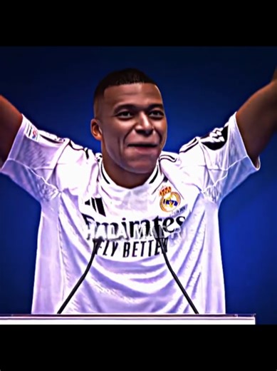 Mbappé's Stunning Headshot Technique in Football