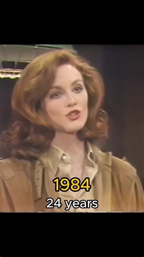 Julianne Moore Evolution: Through the Years | 90s & 80s Glow Up Challenge