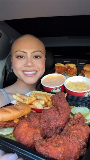 janemukbangs on Instagram: "Dave’s Hot Chicken mukbang! 😍"