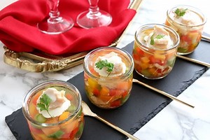 ツナと野菜のゼリー寄せ わさびソース | クラシル
