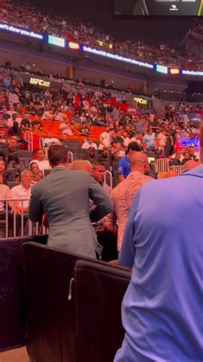 Guy Fieri & the Tate Brothers. A meeting we never thought we’d see. Only at the UFC lol.