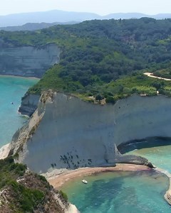 472K views · 71K reactions | Your Greek paradise has a name: #Corfu island!  The light, the nature, the crystal clear water, a true paradise on earth! ☀  #CorfuIsland #Greece | Corfu | Facebook