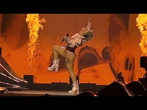 PINK – Just Like Fire / Heartbreaker – LIVE (Paris, 2023) ‪@PinkVideoVault‬