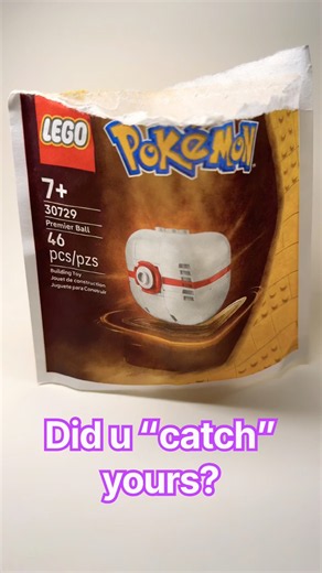 Building the LEGO Pokémon Premier Ball #legopokemon #pokemon #legogwp #afol #speedbuild #lego30729