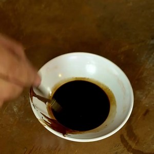 38K views · 363 reactions | How to decorate a polychrome jar with organic pottery paint ❤️ ••• Follow @ancientpottery for more! ••• „This paint was made from the sap of the mesquite tree. The pot will be fired in a brief, low temperature fire.“ | The Ceramic School | Facebook