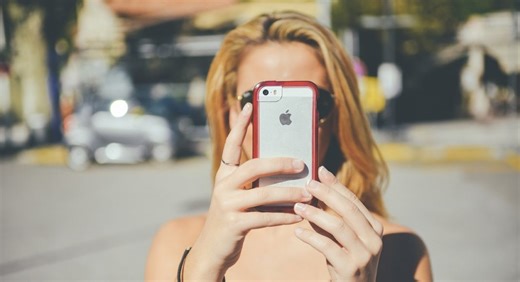 iPhone 17 : Apple doublerait la résolution pour les selfies - Belgium iPhone